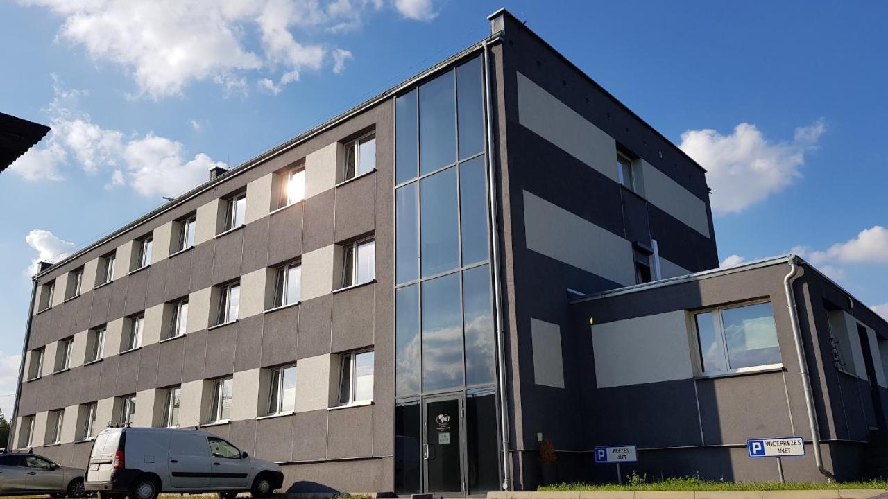 Astra - Aparthotel
